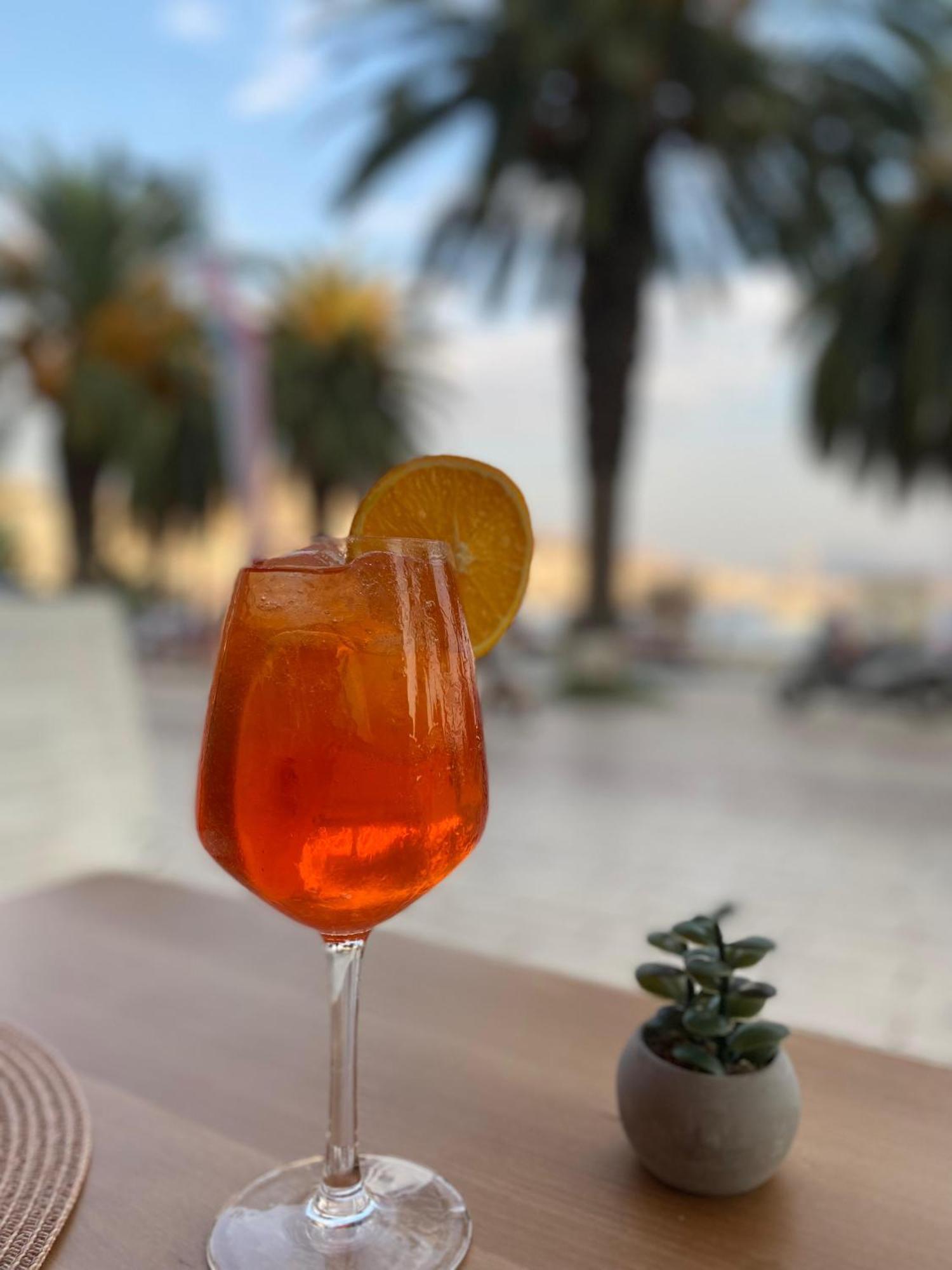 Hotel Ari Σαράντα Εξωτερικό φωτογραφία