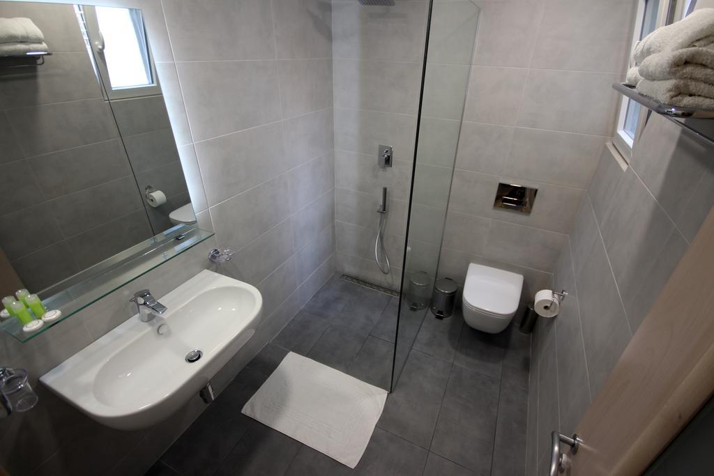 Hotel Ari Σαράντα Εξωτερικό φωτογραφία
