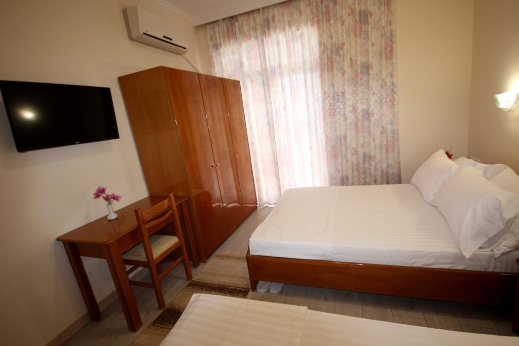 Hotel Ari Σαράντα Εξωτερικό φωτογραφία