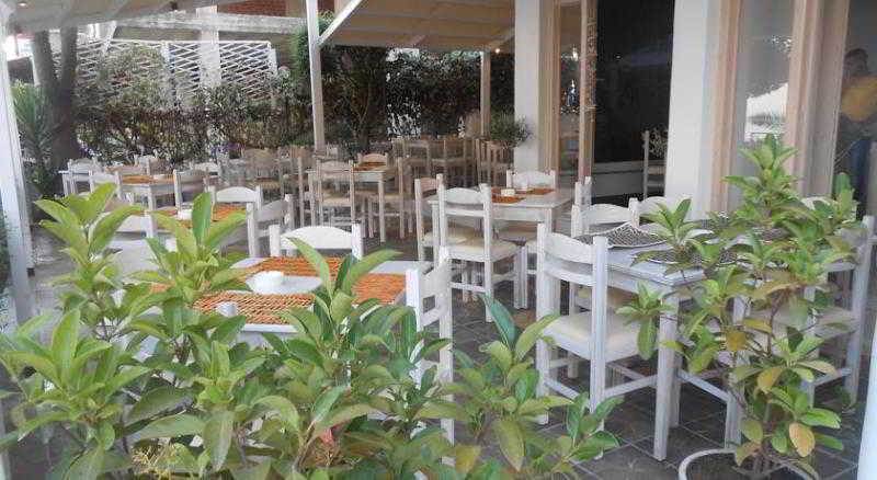 Hotel Ari Σαράντα Εξωτερικό φωτογραφία